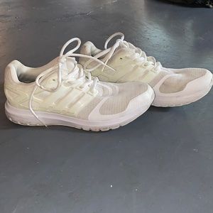 Woman’s Adidas Sneakers White size 9